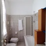 Il Cantuccio 3* דסנזאנו דל גארדה